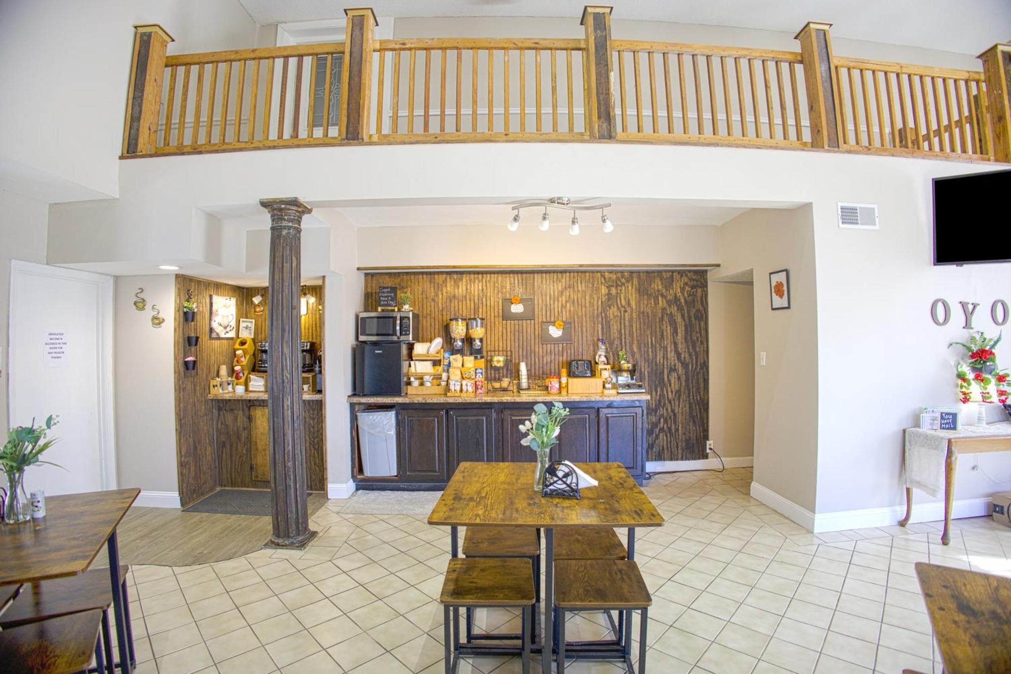 Oyo Tn I-40 Hotel